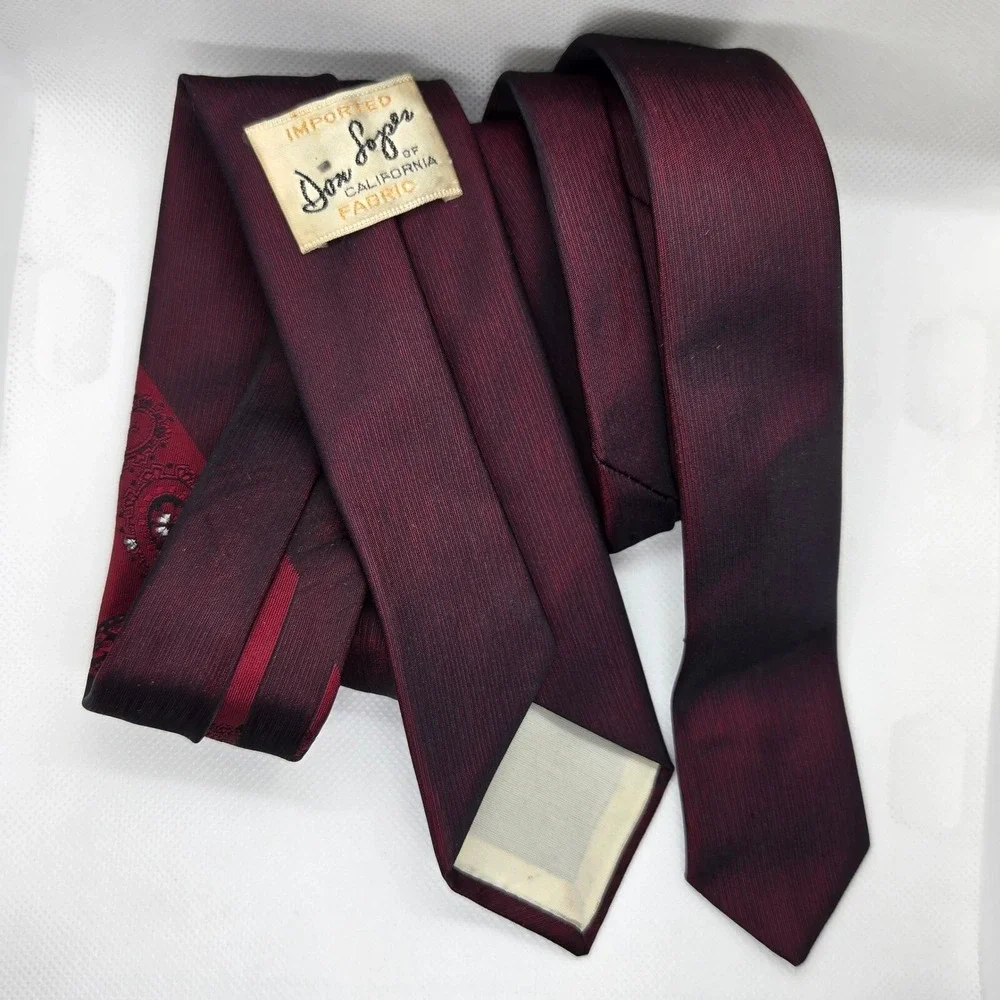 VTG MCM Tie Weinstock-Hale‎ Burgundy Paisley Don Soper Fabrics of CA Mid-Century